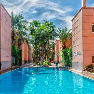 Guest house Amirkesh And Pool