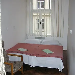  Hostel Bell