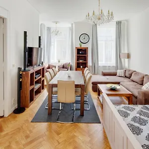 4* Lejlighedshotel Old Town Square